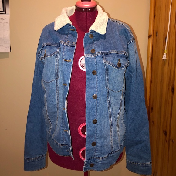FLEECE-LINED DENIM JACKET - Picture 1 of 4